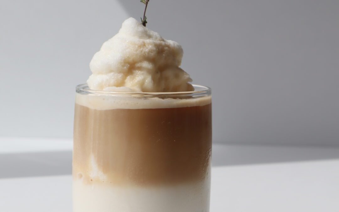 How to froth milk for a latte?