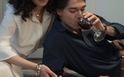What are the risks of drinking red wine?