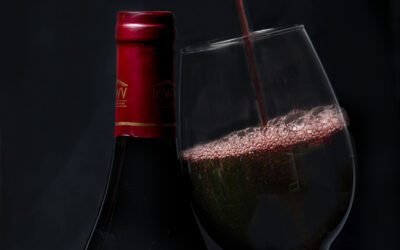 What are the characteristics of Cabernet Sauvignon wine?