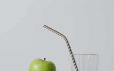 What are the benefits of drinking organic apple juice?