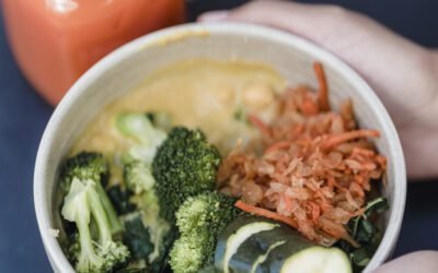 What are some vegan nutrient-dense smoothie recipes?