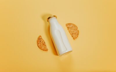 What are the similarities and differences between moose milk and cow’s milk?
