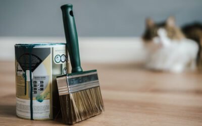 How can I safely handle and store raw milk at home?