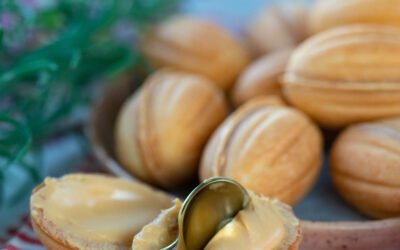 What are the nutritional values of condensed milk?