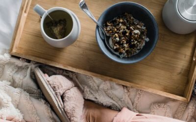 What are the best food pairings for milk tea?