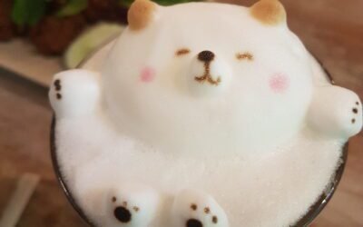 What flavors of Nestlé Bear Brand milk are available?