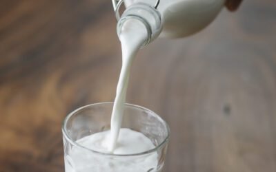 Is ayran safe to drink for people with lactose intolerance or dairy allergies?