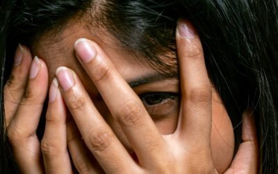 What is the difference between skyr and yogurt?