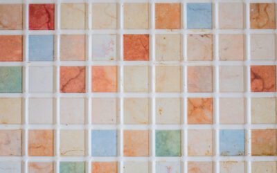 What is the difference between súrmjólk and regular yogurt?