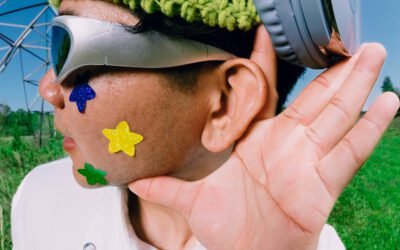 What are some common mistakes to avoid while making shrikhand?