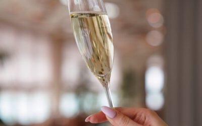 What are the characteristics of Prosecco wine?