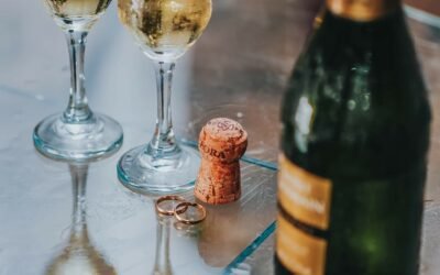 How does Prosecco wine compare to other sparkling wines?